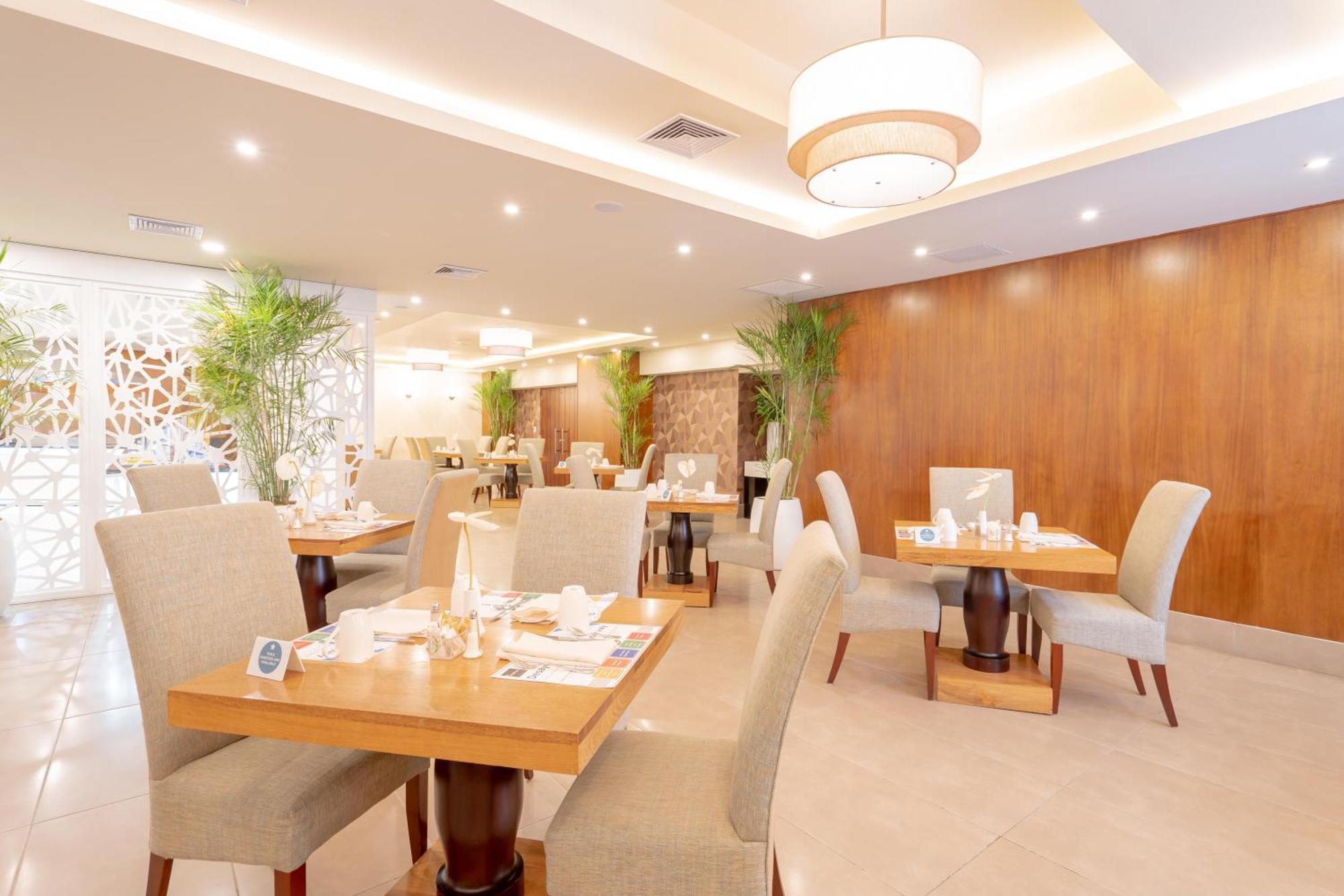 Hodelpa Gran Almirante Otel Santiago De Los Caballeros Dış mekan fotoğraf